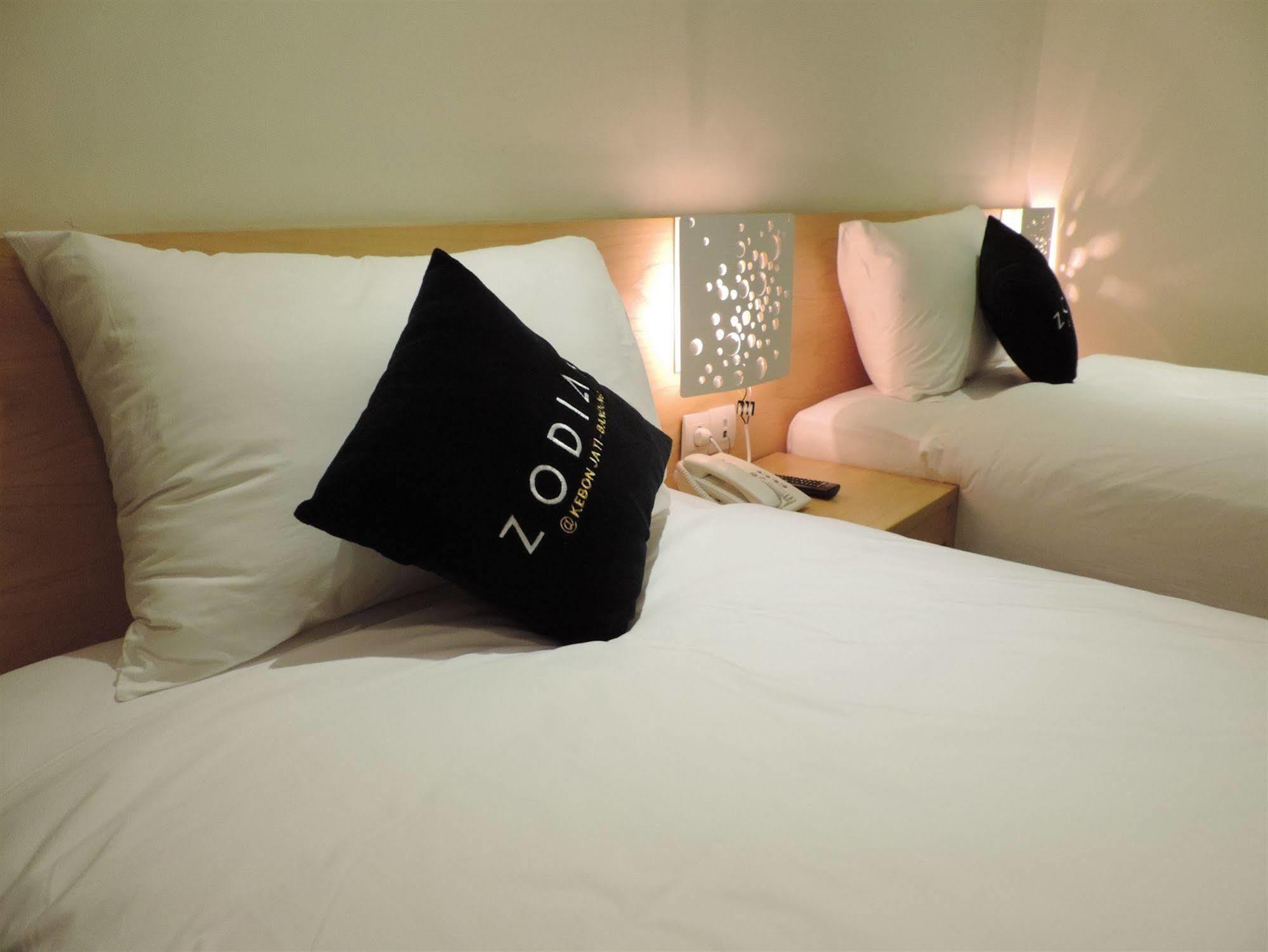Zodiak Kebon Jati By Kagum Hotels Bandung Exterior foto